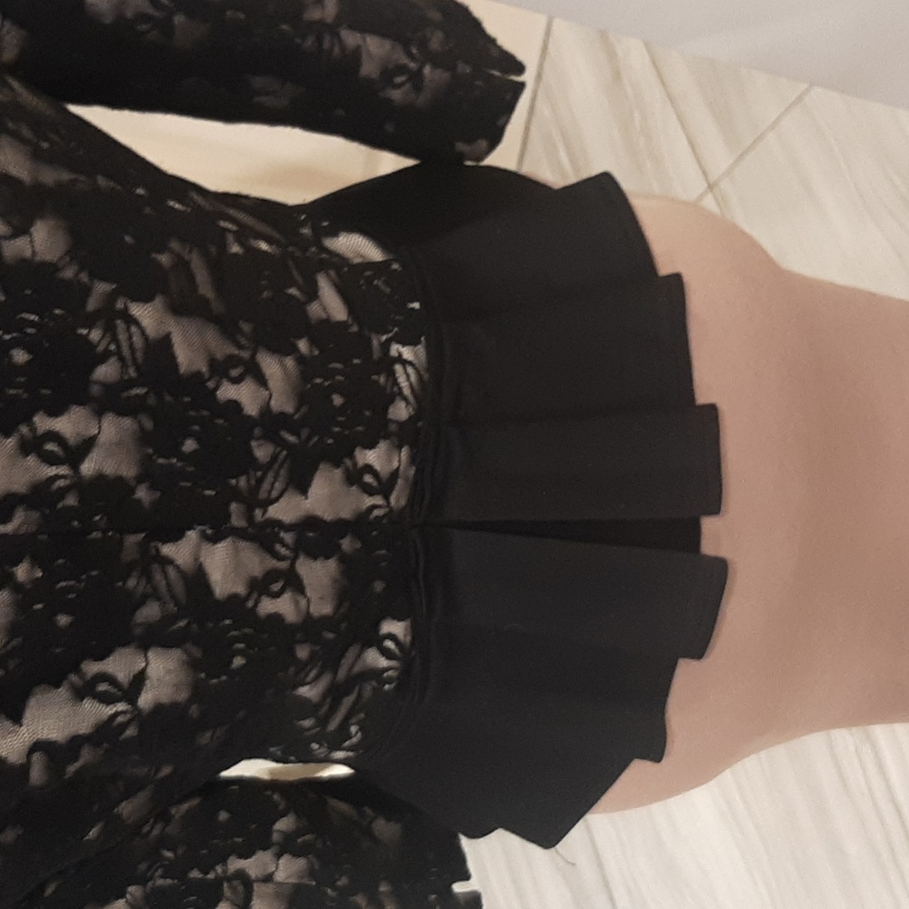 Lace jacket - Picture 4 of 5